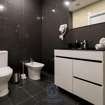Aveiro's Dock Apartman *