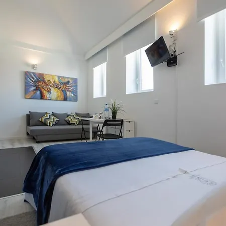 Aveiro's Dock * Aveiro