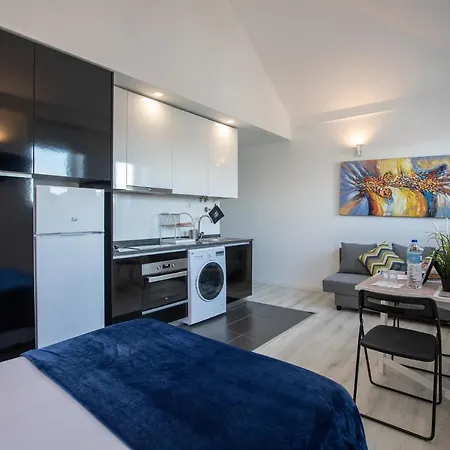 Aveiro's Dock Aveiro