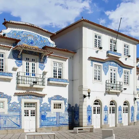 Aveiro's Dock Apartment *