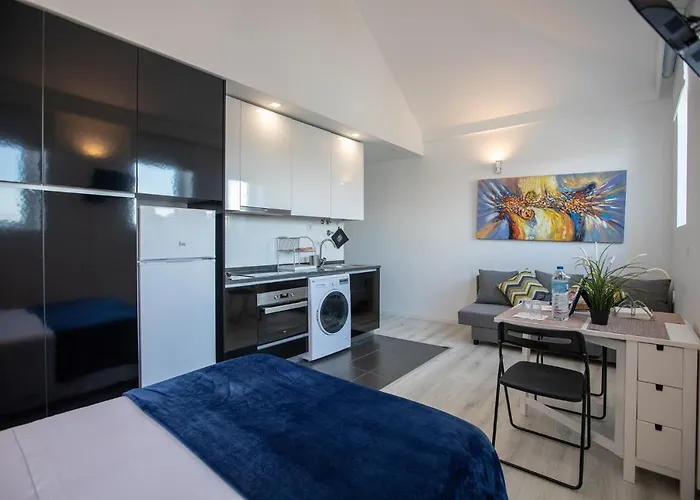 Aveiro's Dock Aveiro