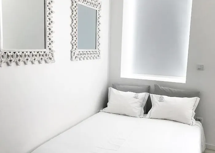 Aveiro's Dock * Aveiro