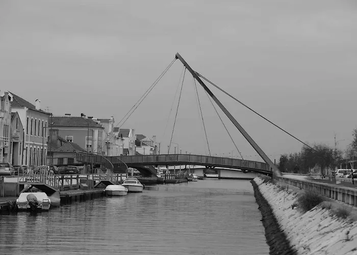 Aveiro's Dock Αβέιρο